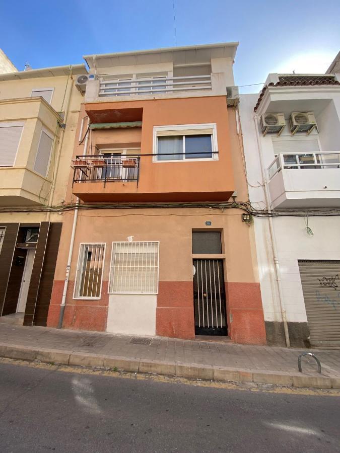 Cozy Apartment In Centre Of Alicante Near Plaza De Toros Экстерьер фото